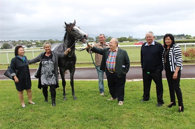 THE SOULTAKER WINS GROUP 3 BONECRUSHER